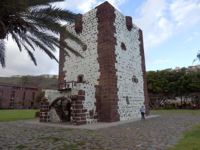 san-sebastian-de-la-gomera-0180y-torre-del-conde